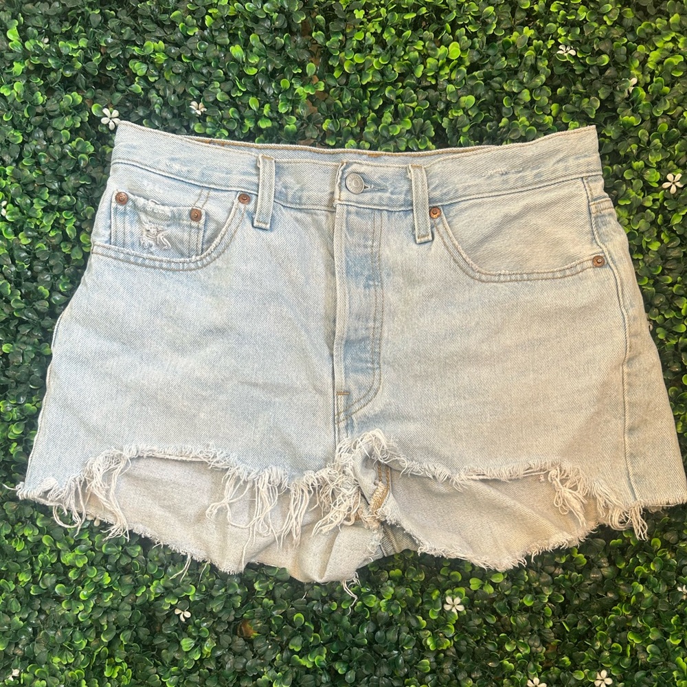 Levi’s 501 shorts